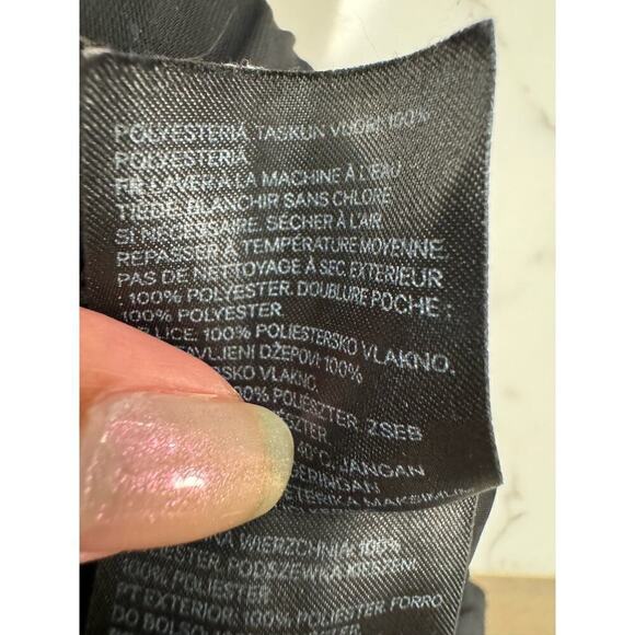 H&M Size 8 Elastic Waist Black Cropped Dress Pants - Picture 4 of 5